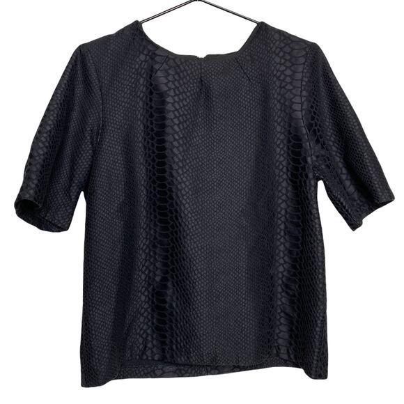 TOPSHOP Black Top Snakeskin Pattern 1/4 Zipper Back Size 8 - Picture 1 of 5